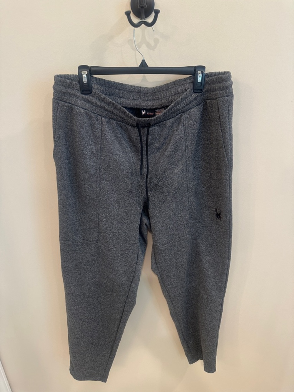 Spyder Men's Charcoal Gray Jogger Sweatpants.